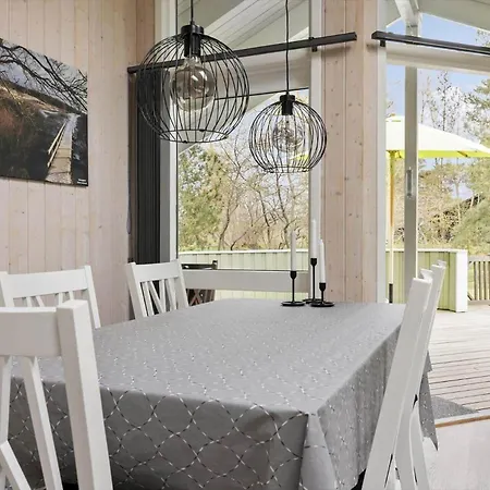 1436-aakirkeby-strandlokken-10 Holiday home