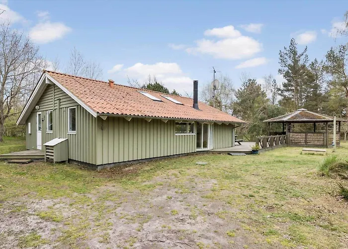 1436-aakirkeby-strandlokken-10 Holiday home *